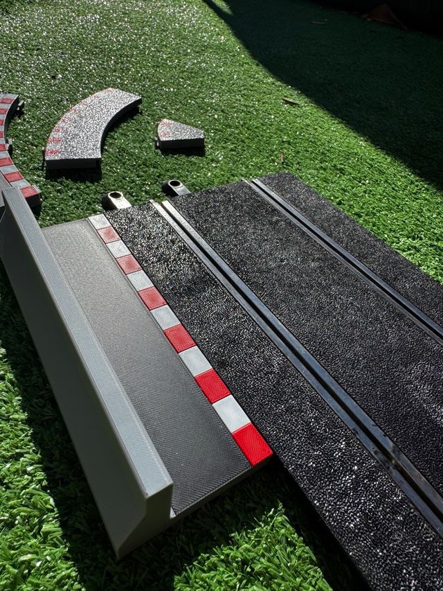 Bordes con muro Scalextric pista negra