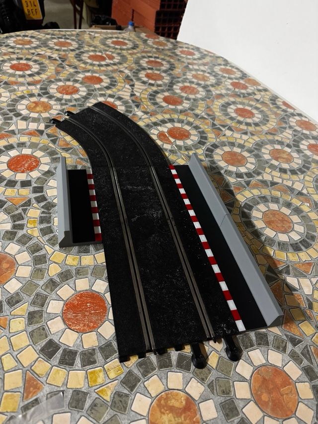 Bordes con muro Scalextric pista negra