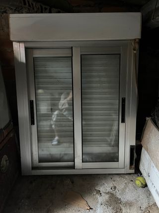 Ventana de aluminio corredera 
