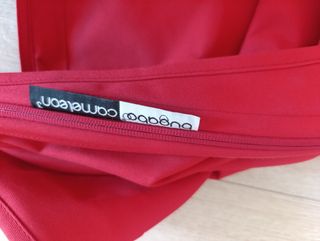 Capota Bugaboo Roja . Algo descolorida 