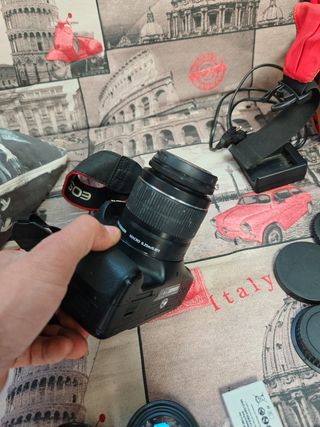 Cámara Canon EOS 600D Negra