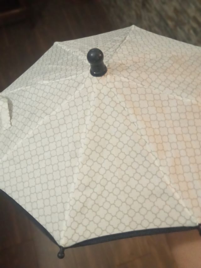 Sombrilla de juguete para cochecito de bebé
