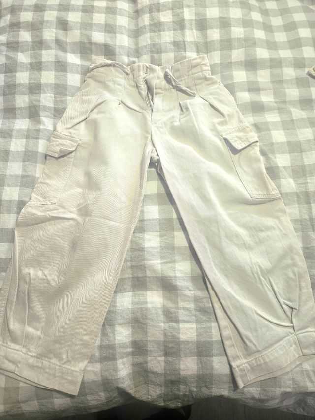 Pantaloni Zara taglia 6