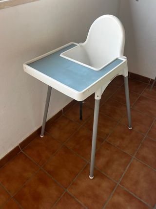 Trona IKEA Antilop con bandeja y arnés