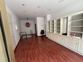 Local comercial en alquiler en Pumarín en Gijón