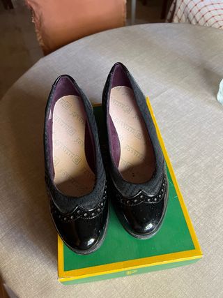 Tacones negros PITTILOS