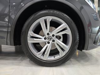 2021 Volkswagen Tiguan R-Line 2.0TDI 150CV