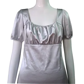 Vestido plateado "H&M".