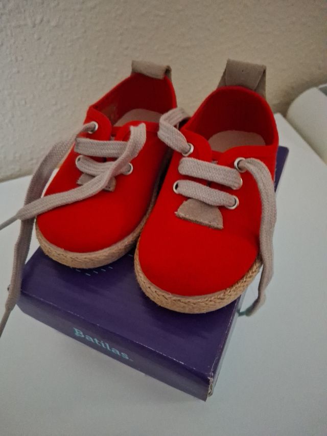Alpargatas niño rojas