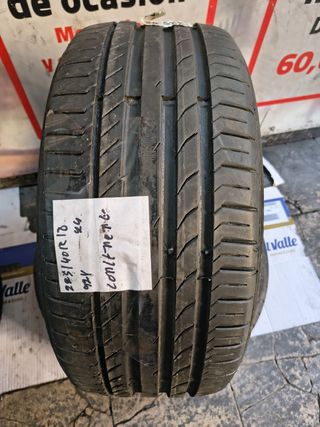 Neumático 225/40R18 92Y