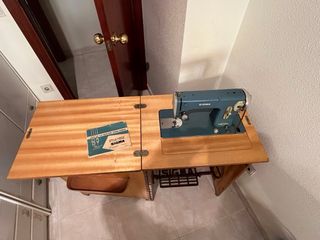 Máquina de coser Sigma años 50