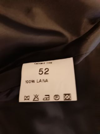 Chaqué de hombre negro