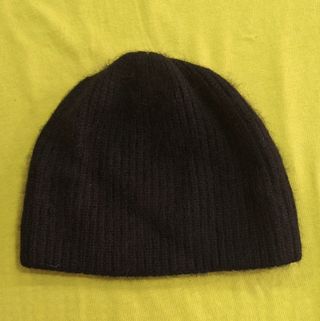 Gorro negro de lana