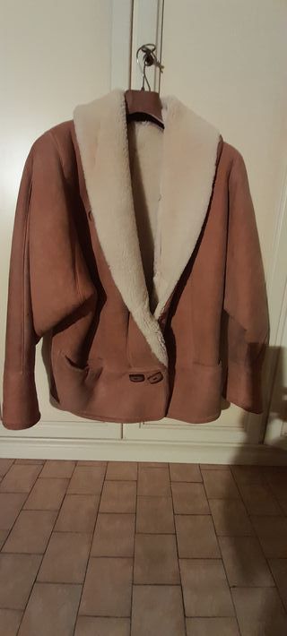 Montone donna originale usato corto