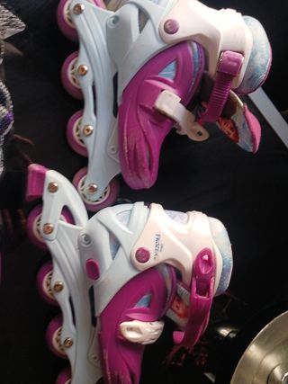 Patines Frozen con protecciones