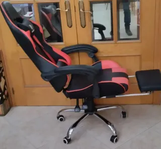 Silla juego gamer negra y roja LUCKRACER