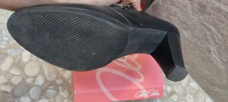 Zapatos de tacón de piel negros