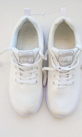 Scarpe da ginnastica bianche