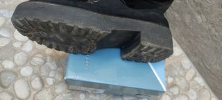 Zapatos Stradivarius negros cordones