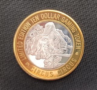 Ficha de casino de plata