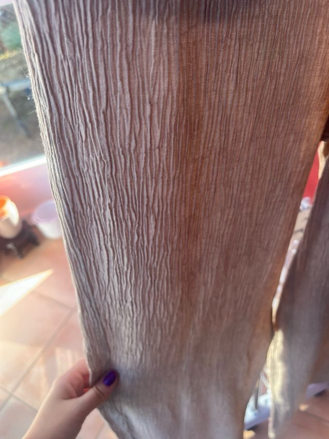 Pantalón fluido Zara beige