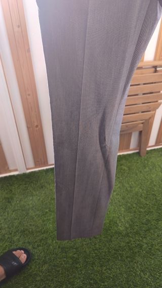 Pantalón de traje gris talla 42