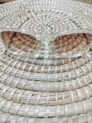 Gafas de sol transparentes