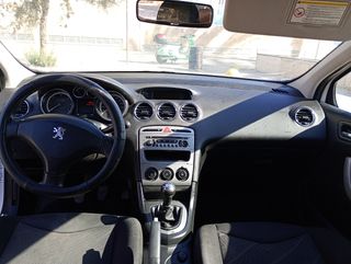 Peugeot 308 2010
