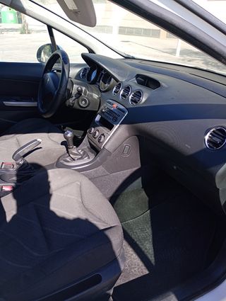 Peugeot 308 2010
