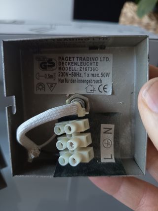 Focos de teto em metal