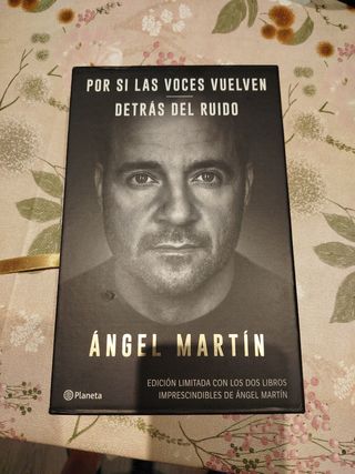 Libros de Ángel Martín: Voces Vuelven y Detrás del