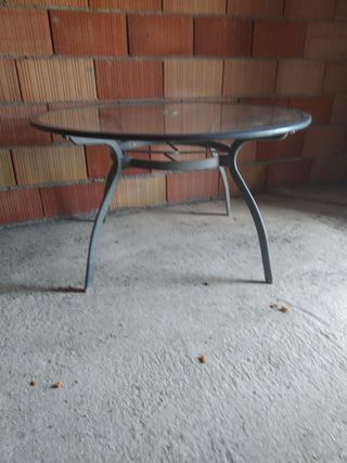 Mesa redonda cristal y metal