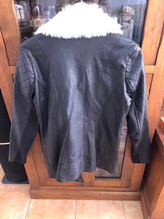 Abrigo imitación piel tres cuartos talla 40