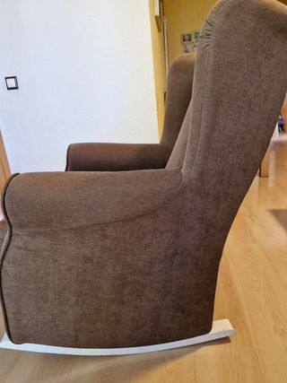 Sillón orejero balancín 