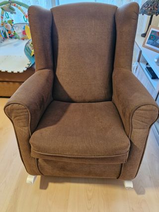 Sillón orejero balancín 
