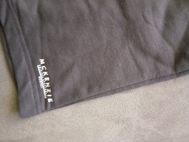 Pantalón corto niño McKenzie gris