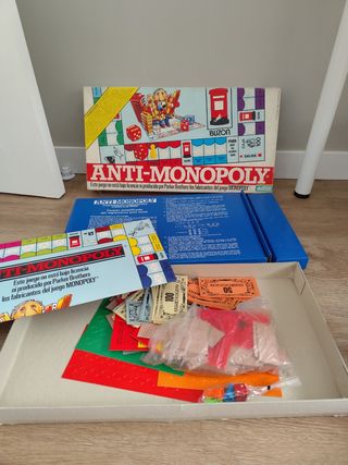 Juego de mesa Anti-Monopoly retro