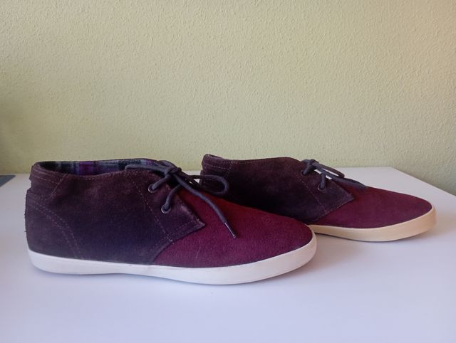 Zapatos de caballero morados