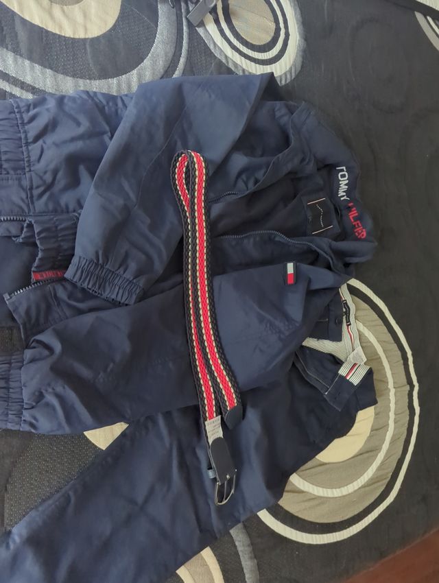 Pantalón y Chaqueta Tommy Hilfiger