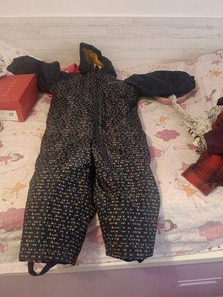 Mono de nieve infantil marca Lidl
 T3/4