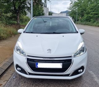 Peugeot 208 2016