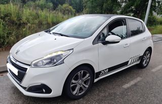 Peugeot 208 2016