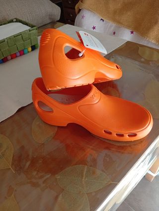 Zuecos de trabajo Wock Everlite Naranja