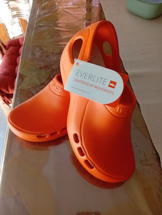 Zuecos de trabajo Wock Everlite Naranja