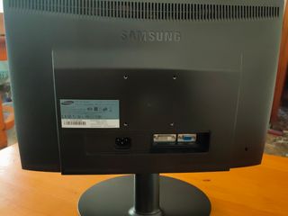 Monitor Samsung EX1920 LED 19