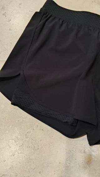 Pantalón corto deportivo mujer negro