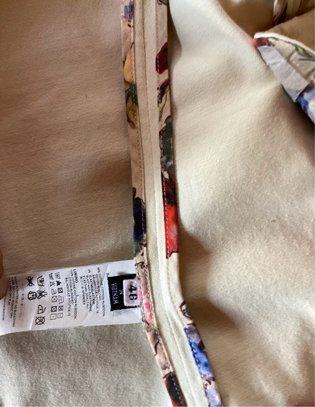 Chaqueta D&G Talla 46 Italiana Beige