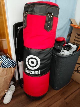 Saco boxeo + guantes