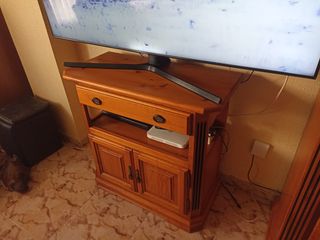 Mueble comedor y mesa madera