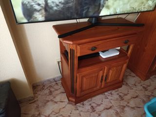 Mueble comedor y mesa madera
